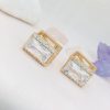 S18959 Сережки класичного стилю з великим центральним каменем XUPING Ювелірна біжутерія