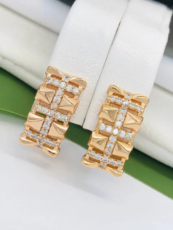 Сережки Xuping з медичного золота позолота 18к P20354